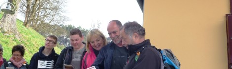 Gruppe mit Nationalparkführer kurz vor dem Start