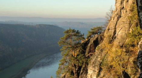 Titelblatt eines neuen Faltblatts