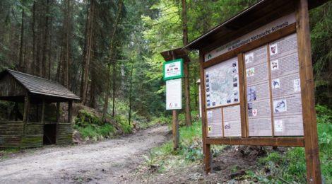 Neue Informationstafel zum „Ottendorfer Raubschloss“