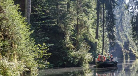 Umweltminister sind sich einig: Das Naturerlebnis der Kahnfahrt auf der Oberen Schleuse soll auch weiterhin möglich sein.