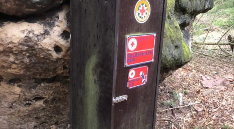 Foto: privat Mit der Kollekte des Berggottesdienstes am Kuhstall wurde die Sächsische Bergwacht unterstützt. Diese Spende wird für die Neubeschaffung von Bergungsboxen in der hinteren Schweiz genutzt.